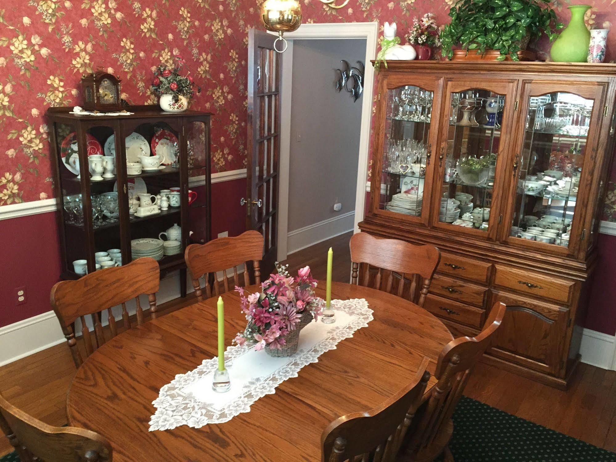 The Collins House Inn Marion ภายนอก รูปภาพ